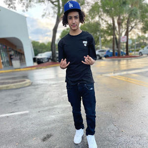 Meet your Posher, Xavier